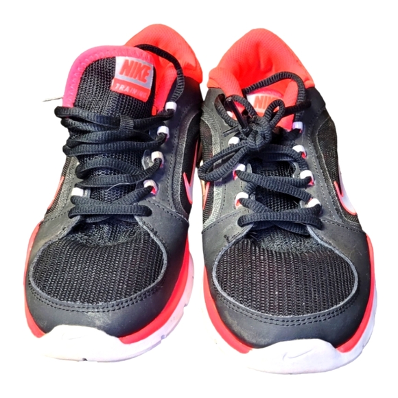 Women's Nike shoes size 6.5 - Picture 3 of 3